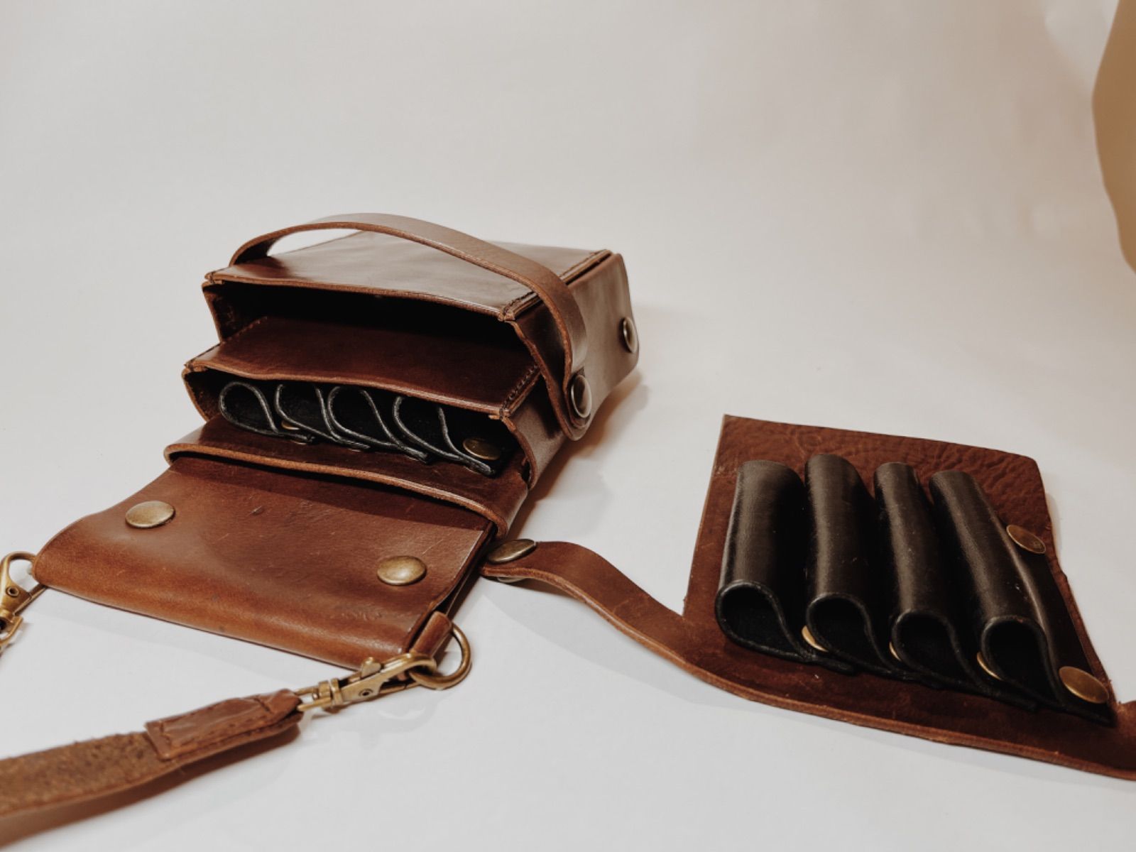イタリアンレザー8丁差しオリジナルシザーケース!ショルダー