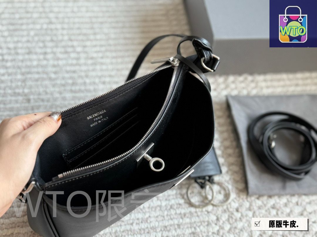 balenciaga アームバッグ 今日WTO】Balenciaga 新横型アンダーアームバッグ（34.16cm