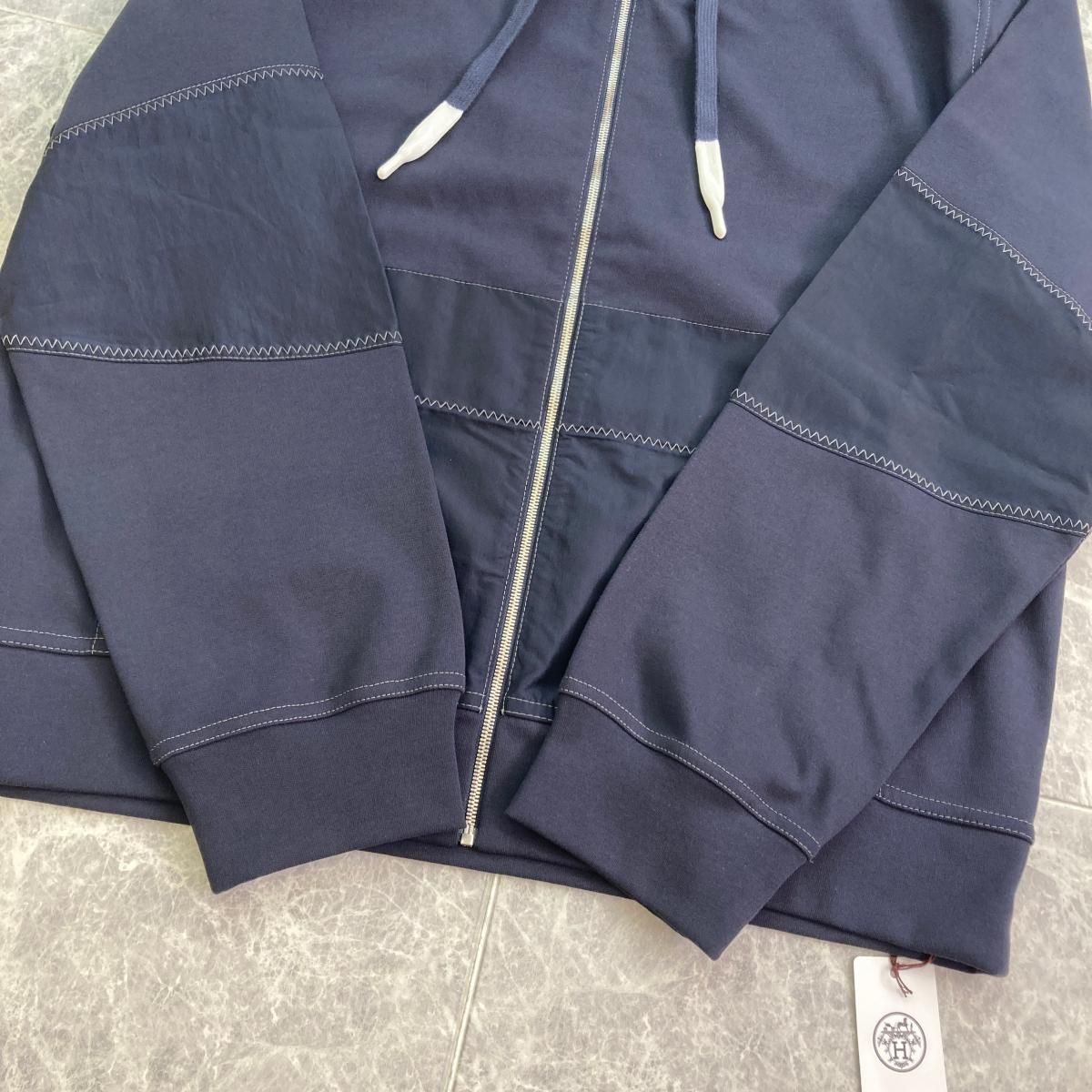 エルメスヴォワルH ナイロン切替パーカー濃紺Lサイズ