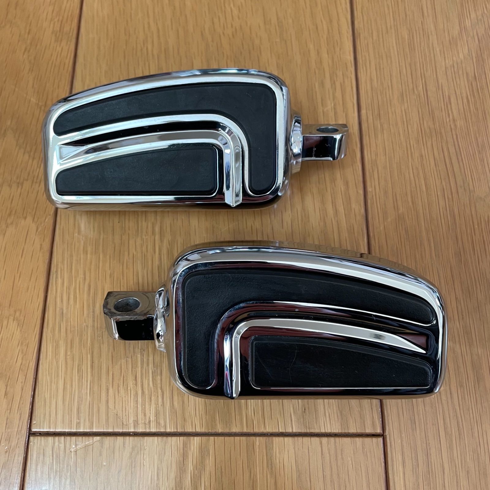ウルトラ様専用》ハーレー純正エアフロー・フットボード他一式 - メルカリ