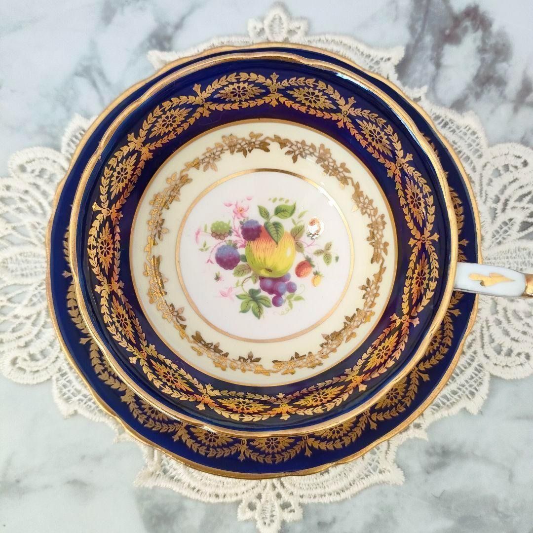 ピオニーシェイプ カップ＆ソーサー