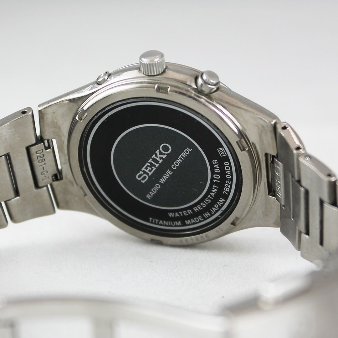 中古 】SEIKO セイコー 7B22-0AD0 ソーラー 電波 チタン 37mm メンズ
