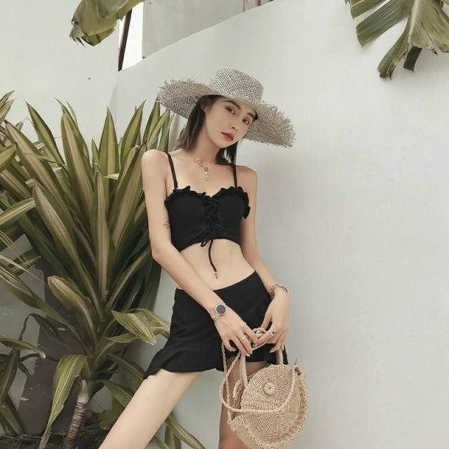 ビスチェ風 水着 ビキニ セクシービキニ 体系カバー水着 ビスチェ ワイヤー パッド付き リボン フリル レースアップ 透け感 胸元 谷間 セット 上下セット 3点セット スリーピース 2way かわいい 大人可愛い きれいめ セクシー シンプル カジュアル ゴージャス 華やか ビスチェ風 水着 ビキニ セクシービキニ 体系カバー水着 ビスチェ