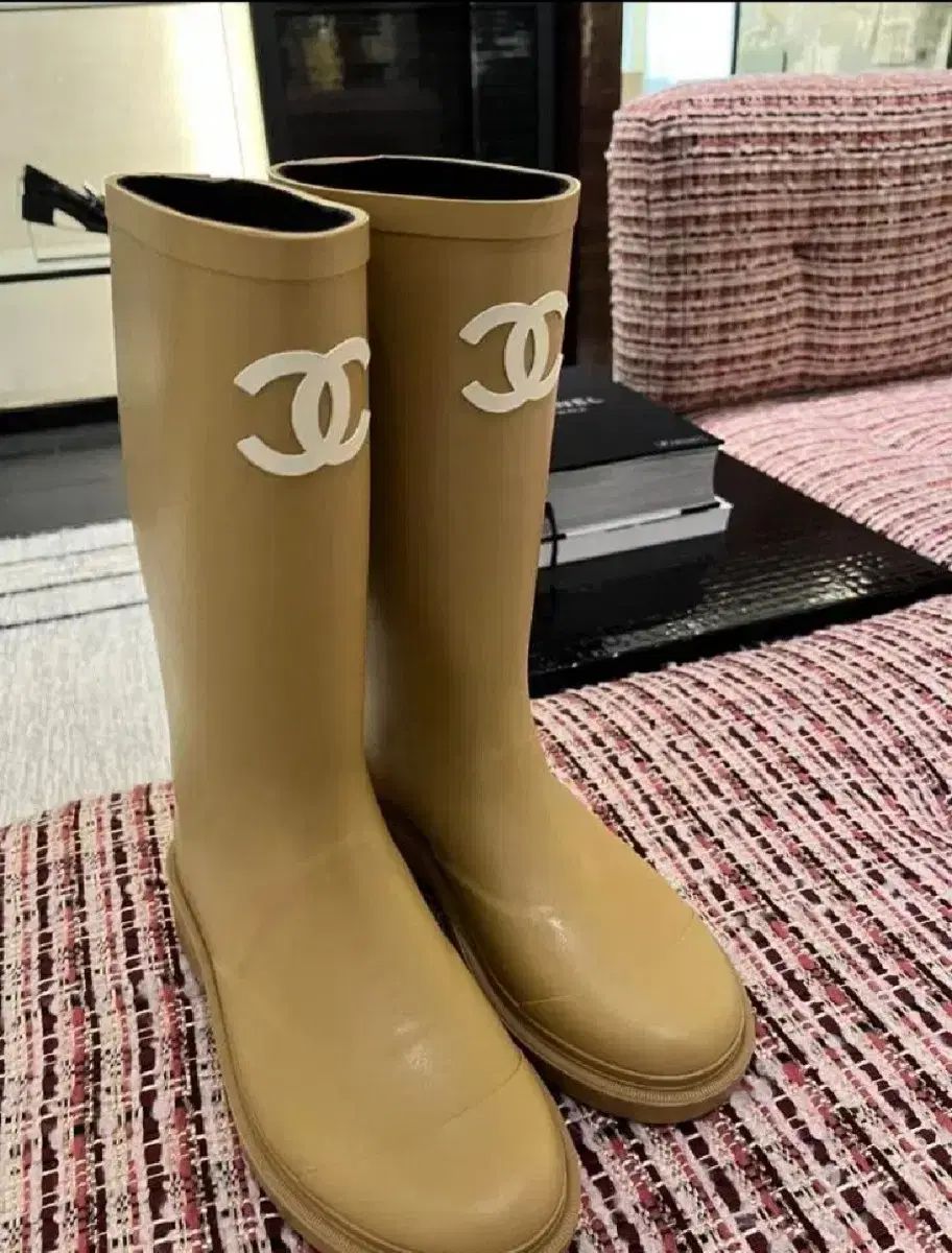 【ベージュ在庫あり】CHANEL ラバー ロングレインブーツ ベージュ系 23.5cm CHANEL(シャネル) レインブーツ(レディース
