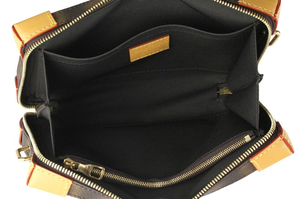 美品 ルイヴィトン ソフトトランク ウォレット ショルダーバッグ ブラック 未使用品〕ルイ ヴィトン/LOUIS VUITTON ソフトトランク