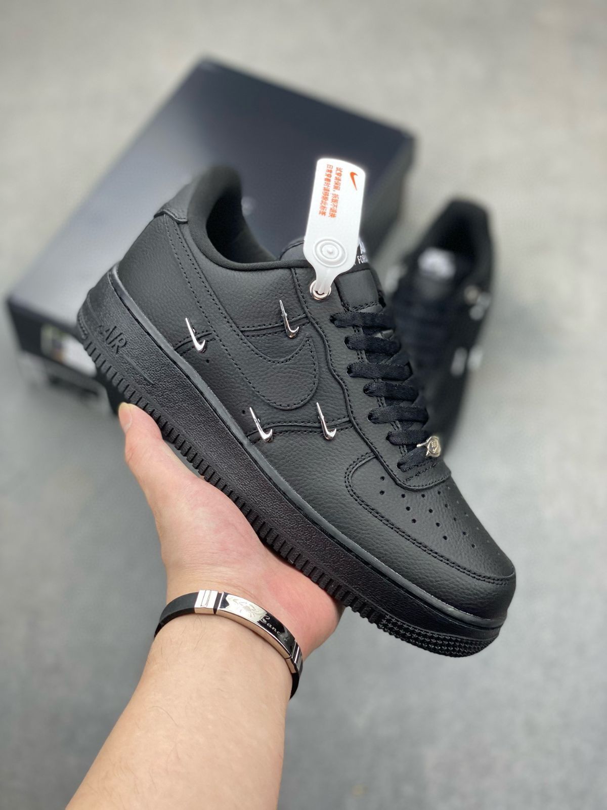 [大人気] NIKE ナイキ スニーカー エアフォース NIke Air Force 1'07 Low  HQ1180-001 スニーカー メンズ レディース ローカット 男女兼用 並行輸入品