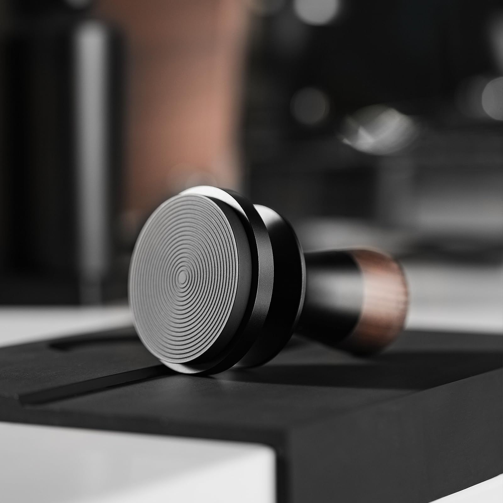 チタンメッキベース 音のフィードバック