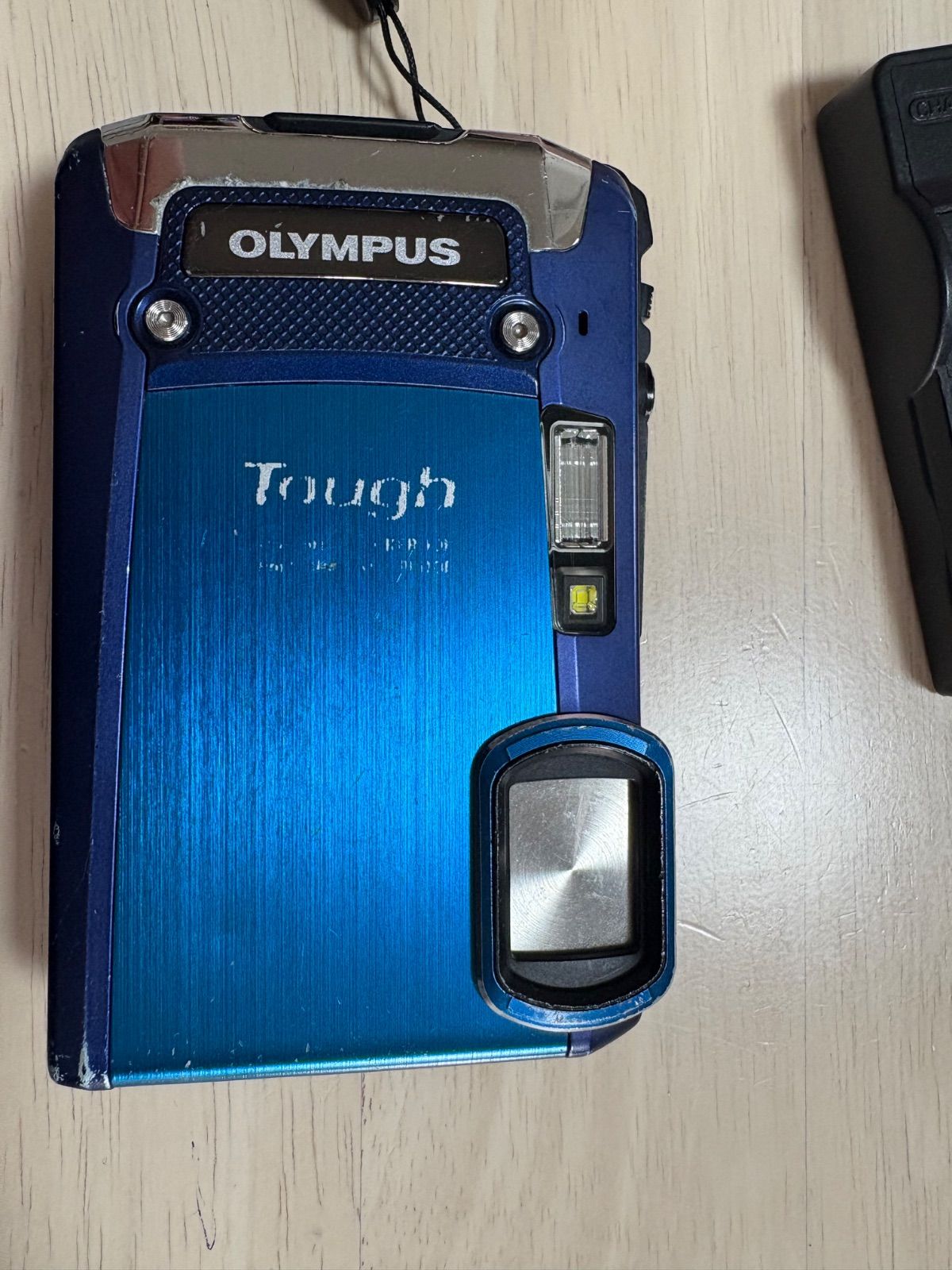 【動作確認済み】オリンパス TOUGH TG-820 防水デジカメ Amazon | OLYMPUS デジタルカメラ TG-820 シルバー 10m防水 2m耐落下