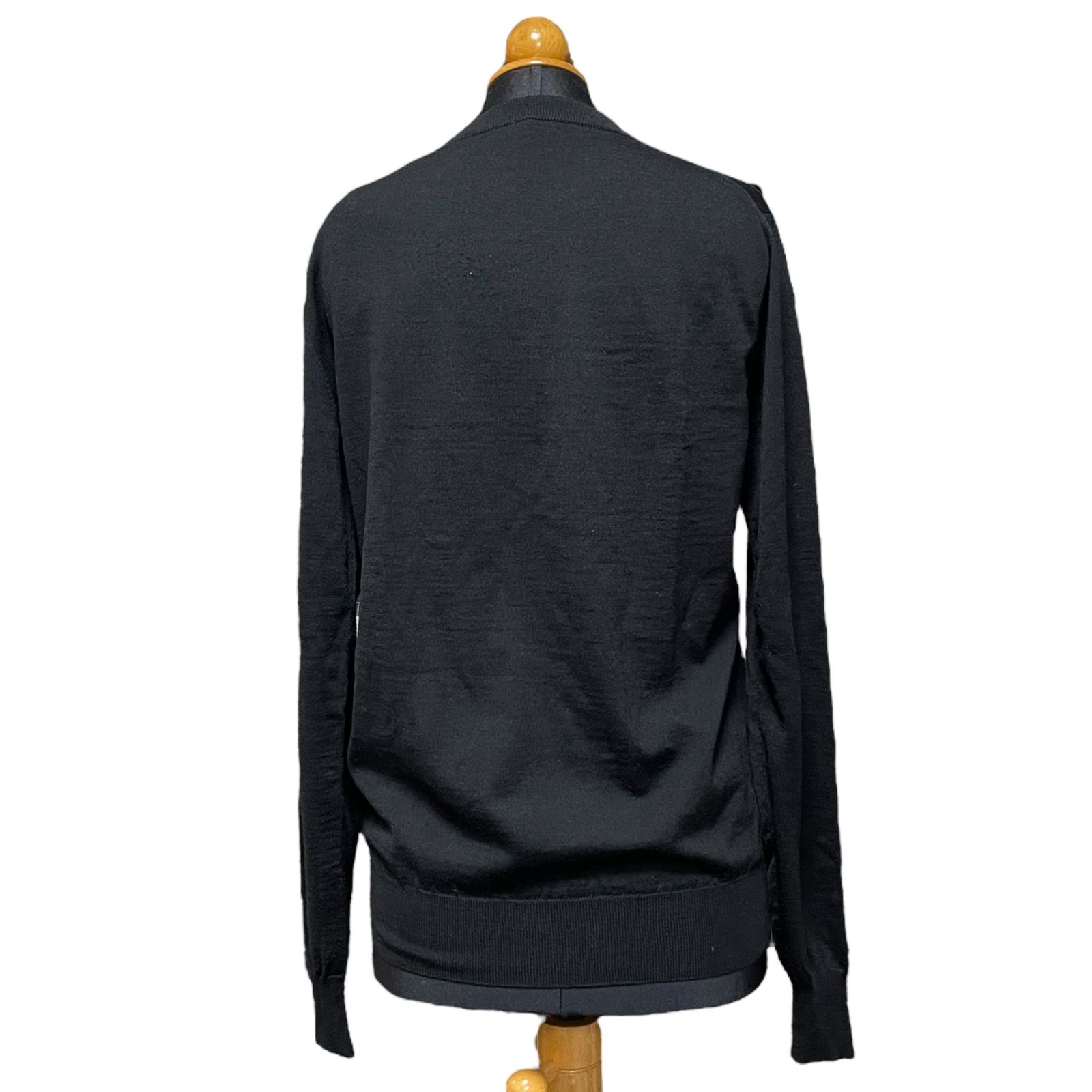 ディオール DIOR 空山基 933M642CT049 ニット ディオール Dior × 空山基 933M642CT049 SORAYAMAチェリーブロッサム