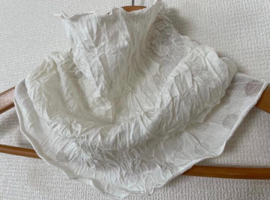 ホワイトドット&クシクシュシングルウェーブ手作りネックウォーマー  