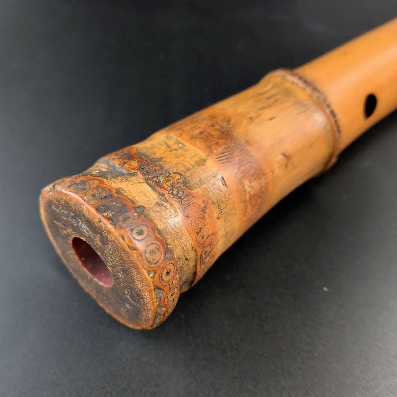 尺八・竹治銘 39cm 人気 尺八 琴古流 バチ型 銘あり 竹治 1印 1尺7寸