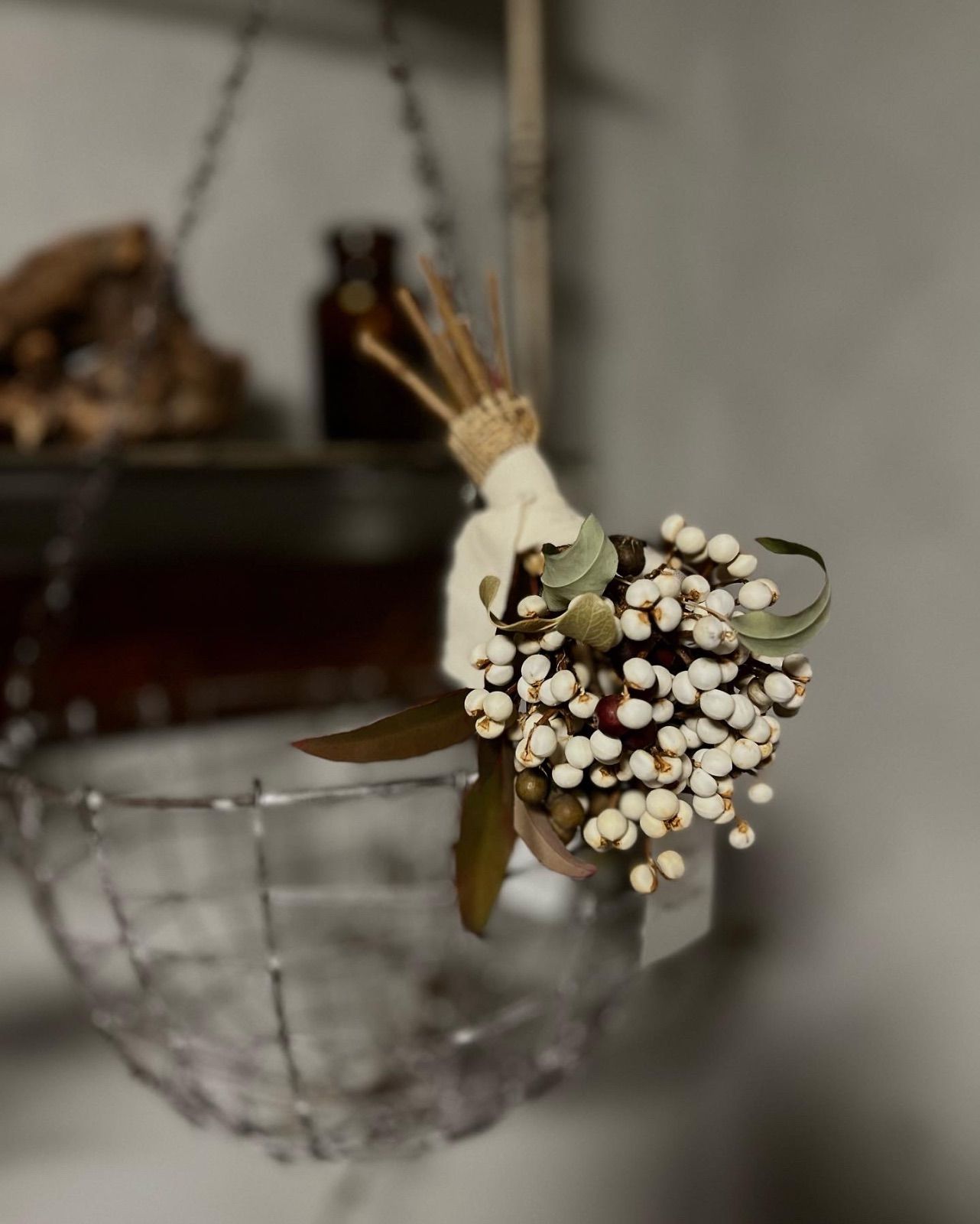 ドライフラワー スワッグ ナンキンハゼ プレゼント - メルカリ