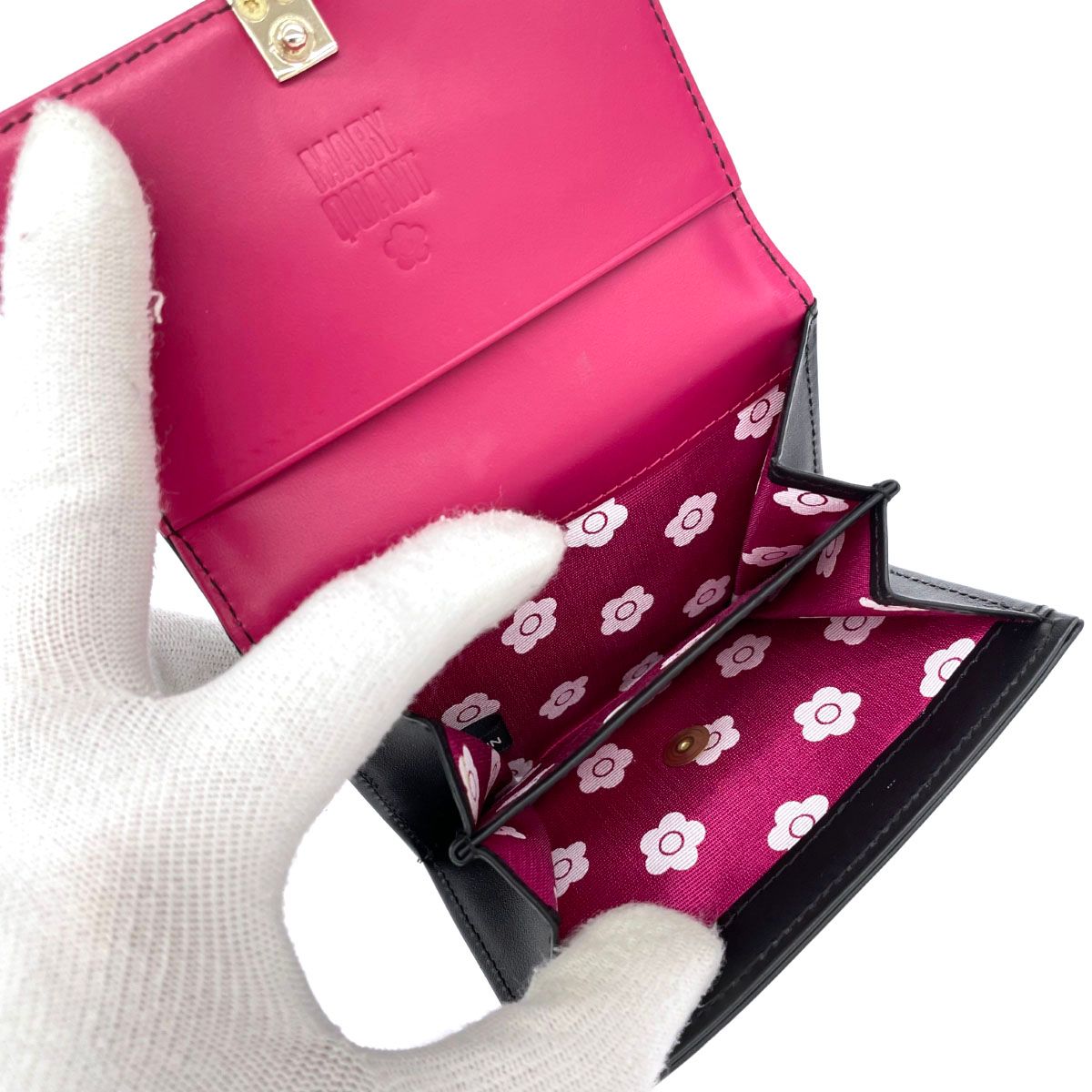 美品 MARY QUANT マリークワント 二つ折り 財布 ブラック PVC