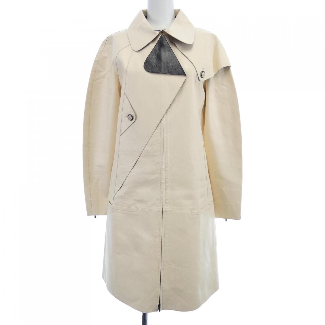 シャネル CHANEL P47513C00234 レザーコート