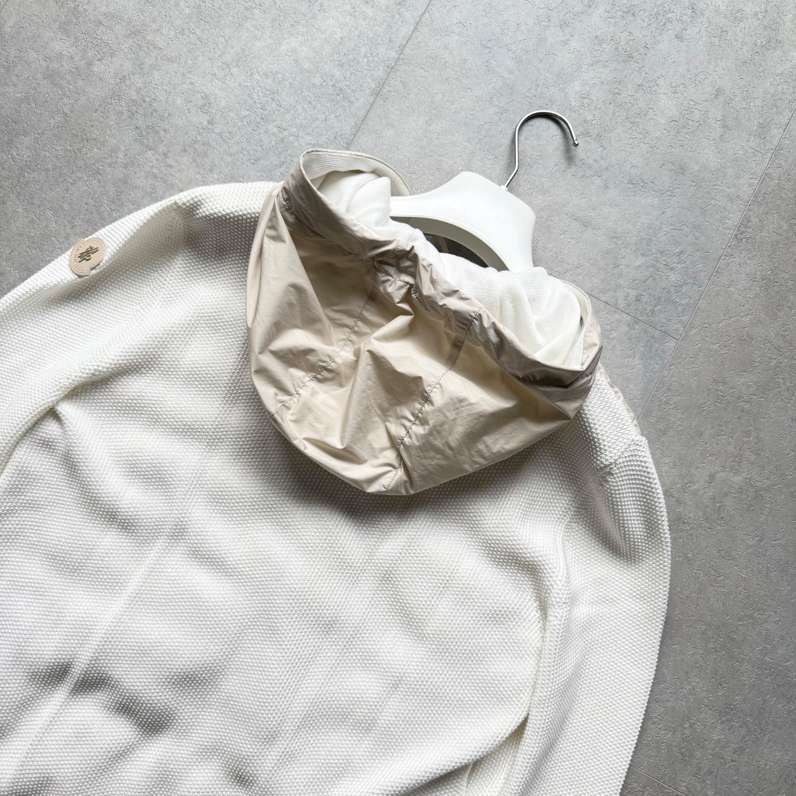 極美品 MONCLER モンクレール ニットダウンパーカー CARDIGAN TRICOT 