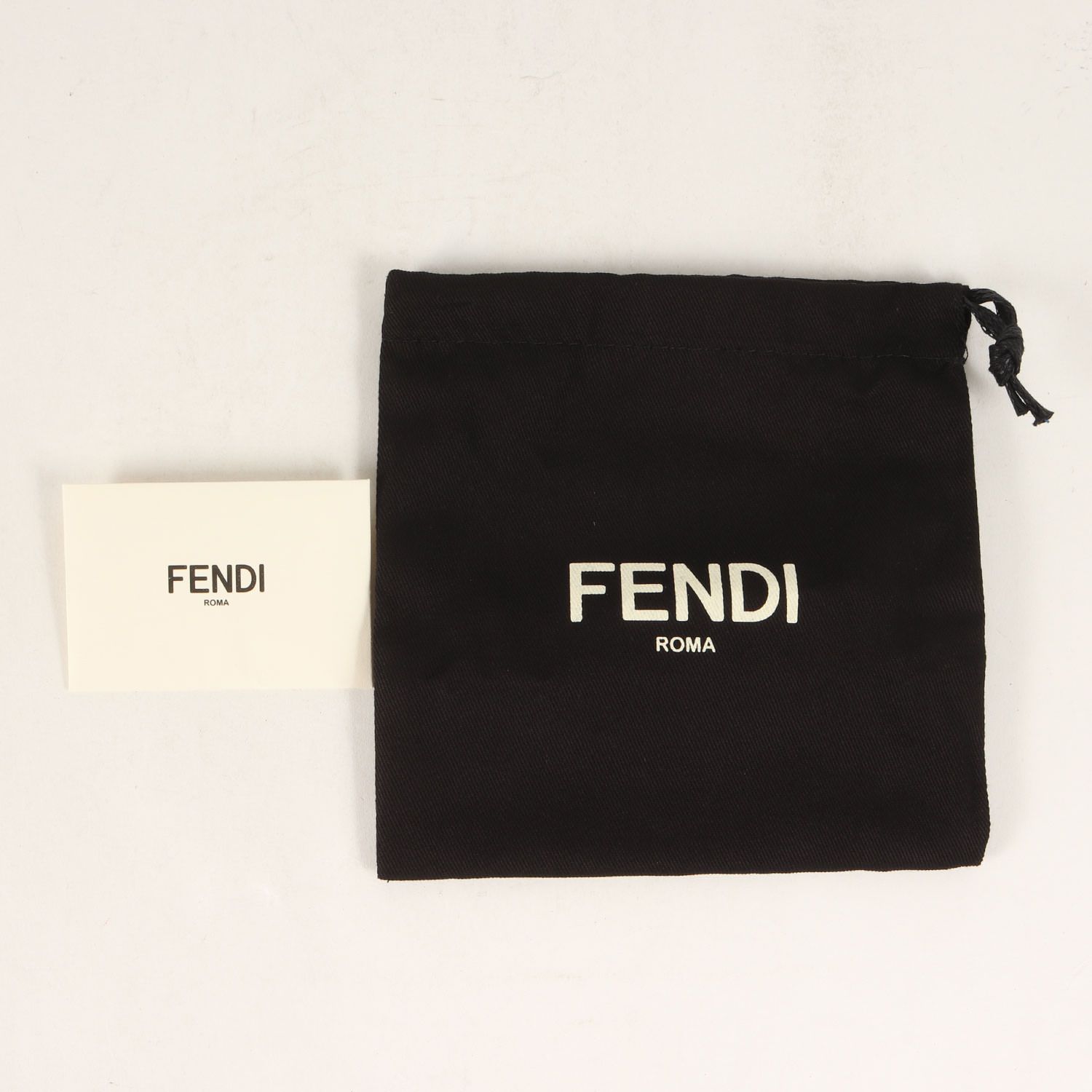 美品】FENDI フェンディ ズッカ ジャガード キャンバス レザー 札入れ  