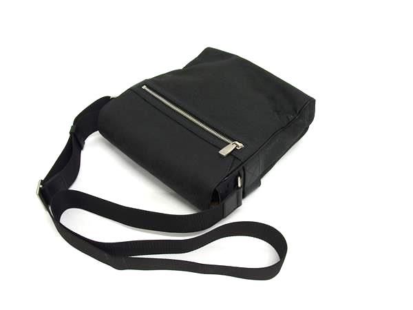 【極美品】ダンヒル ディーエイト クロスボディバッグ ショルダー ブラックPVC □新品同様□ dunhill ダンヒル ディーエイト PVC×レザー 総柄 クロス