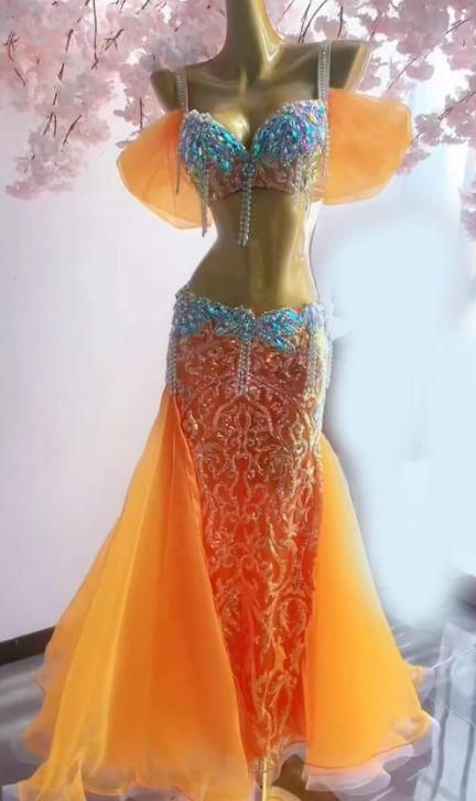 ベリーダンス衣装 ブラスカートセット オレンジ系　オーダーメイド 👗✨【ベリーダンス衣装】オレンジ🍊 ブラ＆スカートセット