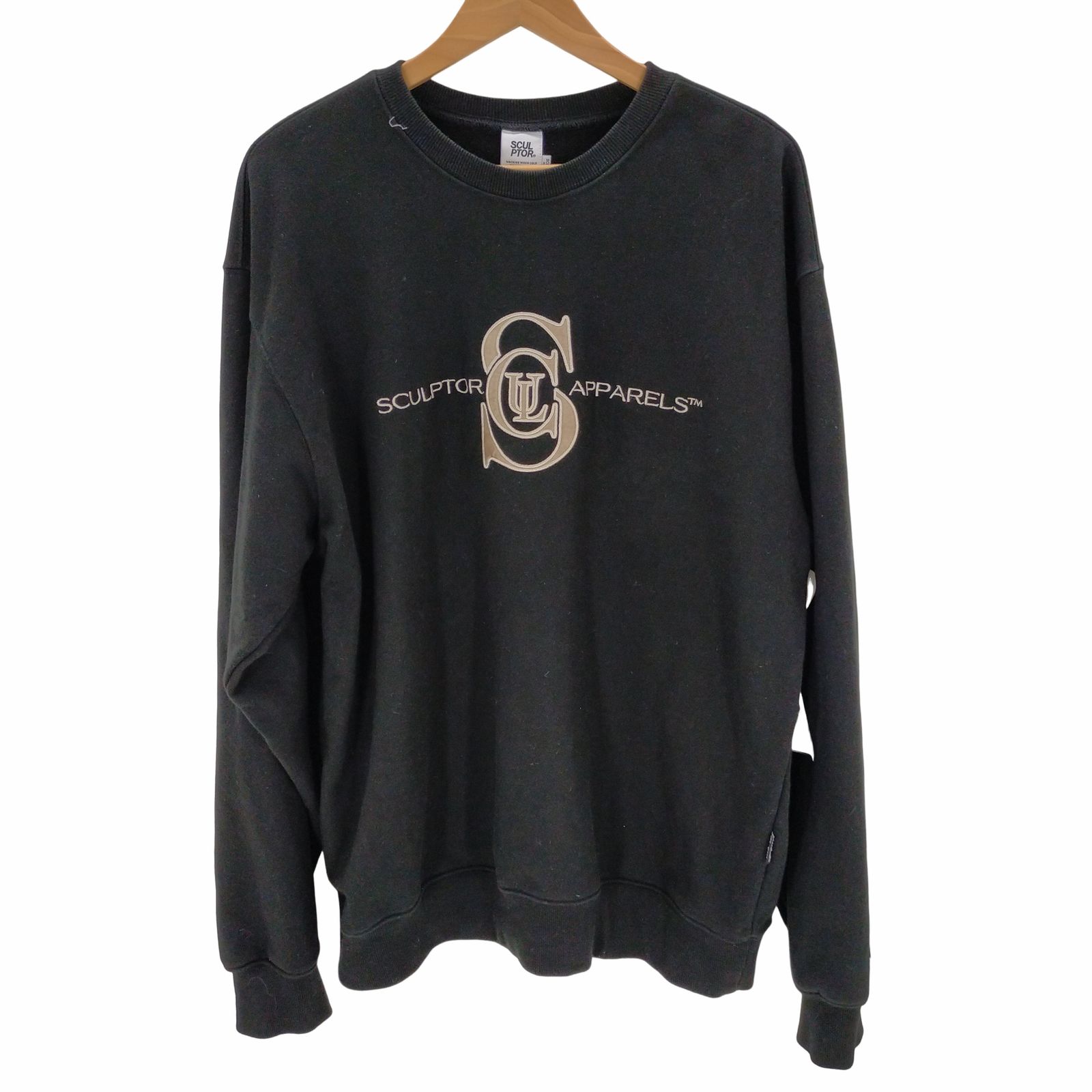 スカルプター SCULPTOR SATIN APPLIQUE SWEATSHIRT メンズ JPN：XL 