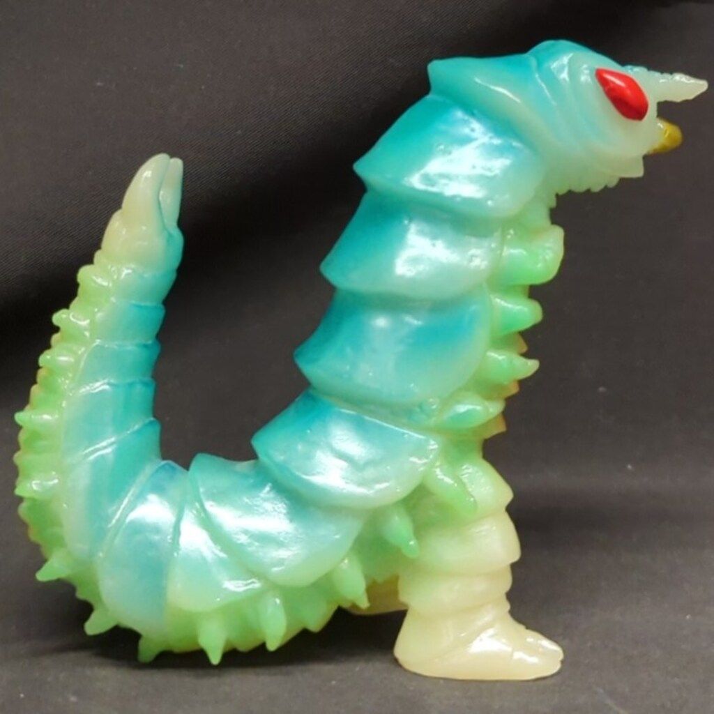 ヤモマーク ヤモマークの大怪獣シリーズ ムカデビル 蓄光 - メルカリ