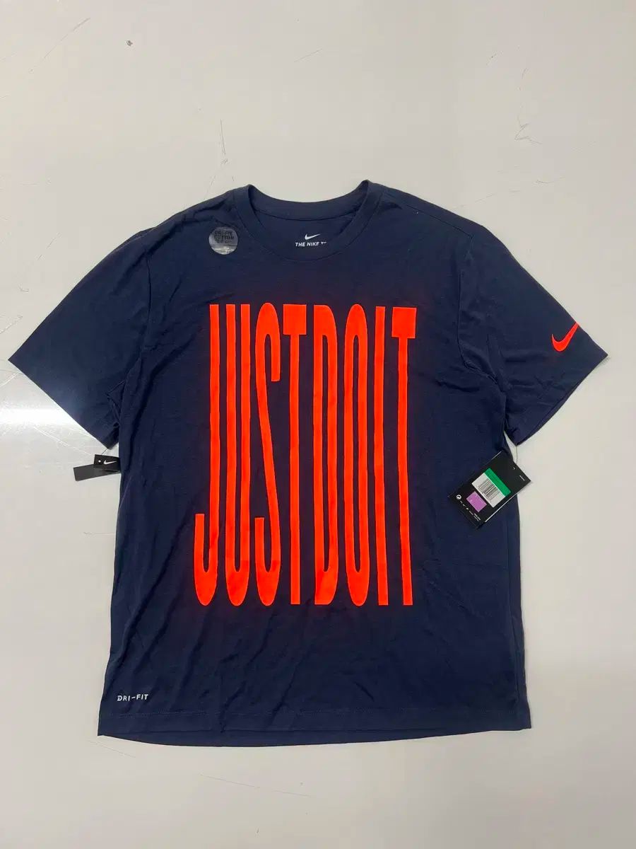 新品 NIKE(ナイキ) ドライフィット Tシャツ XL