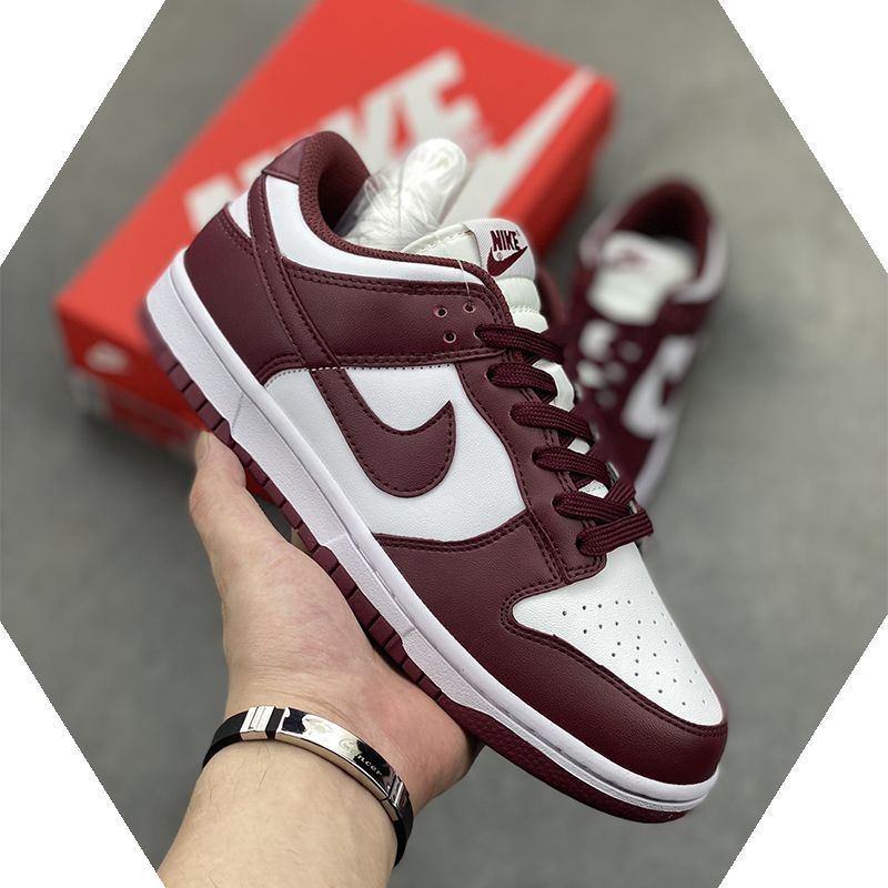 本日の新品は未使用です Nike Dunk Low dark beetroot 並行輸入品【DD1503-108】