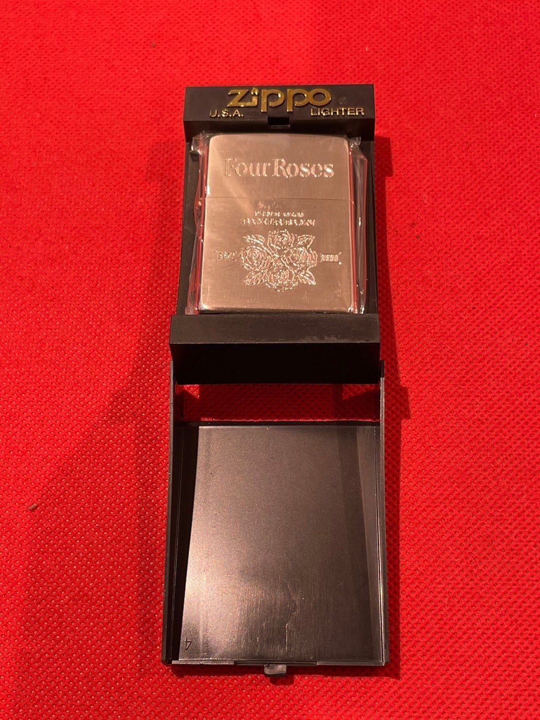 未使用】ジッポーZIPPO オイルライター Four Roses - メルカリ