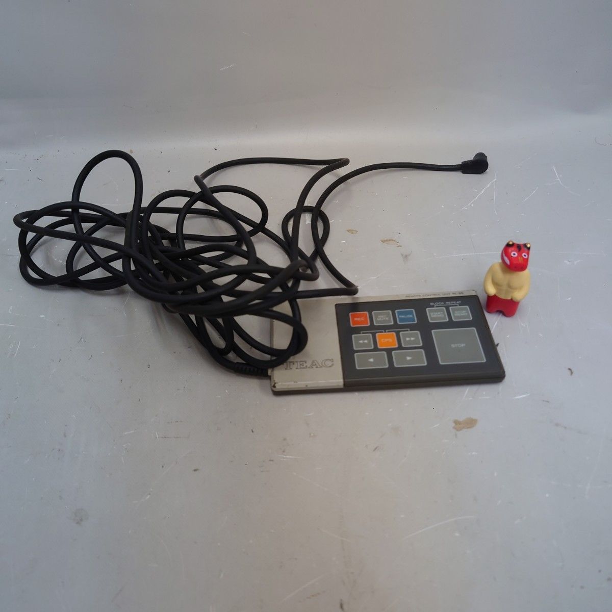 TEAC RC-95 リモートコントローラー 本体のみ テアック マルチトラックデッキ用リモコン 動作品 z-2273