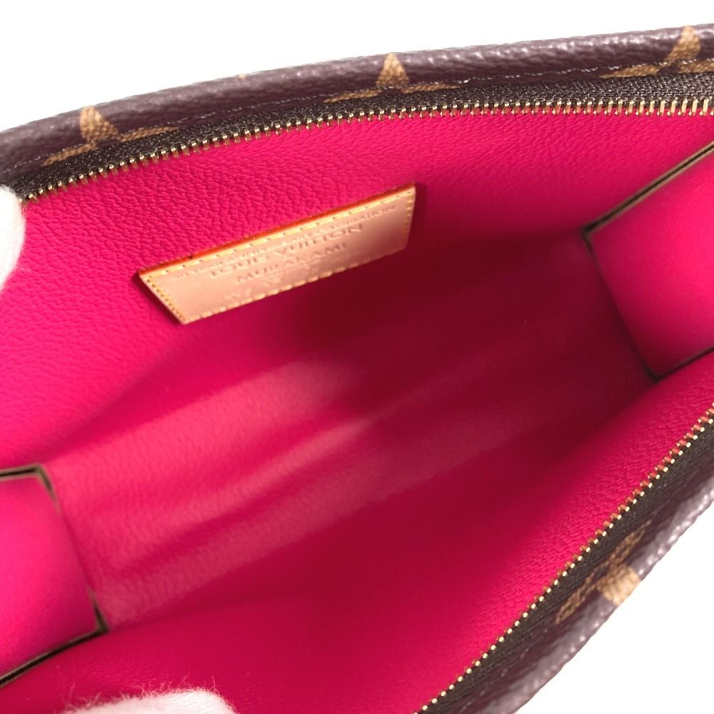 モノグラムキャンバス