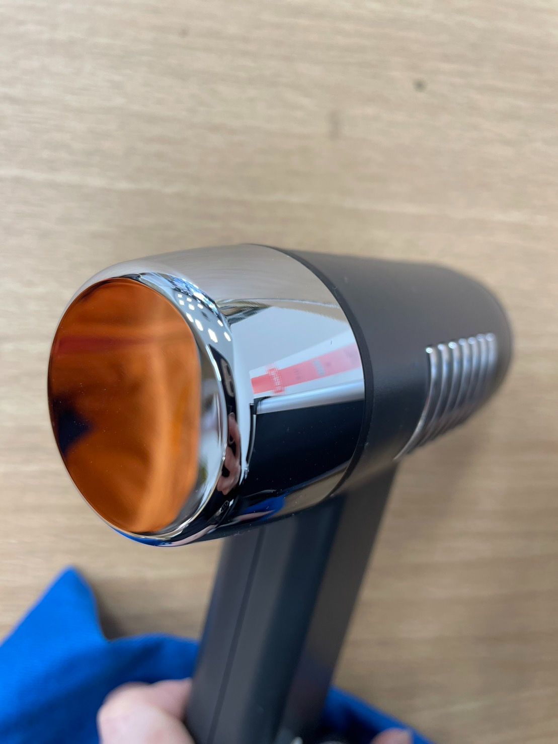 ベセム SDX フェイシャルビューティーデバイス - 超音波、RF、冷却機能 ベセム SDX フェイシャルビューティーデバイス - 超音波、RF、冷却機能