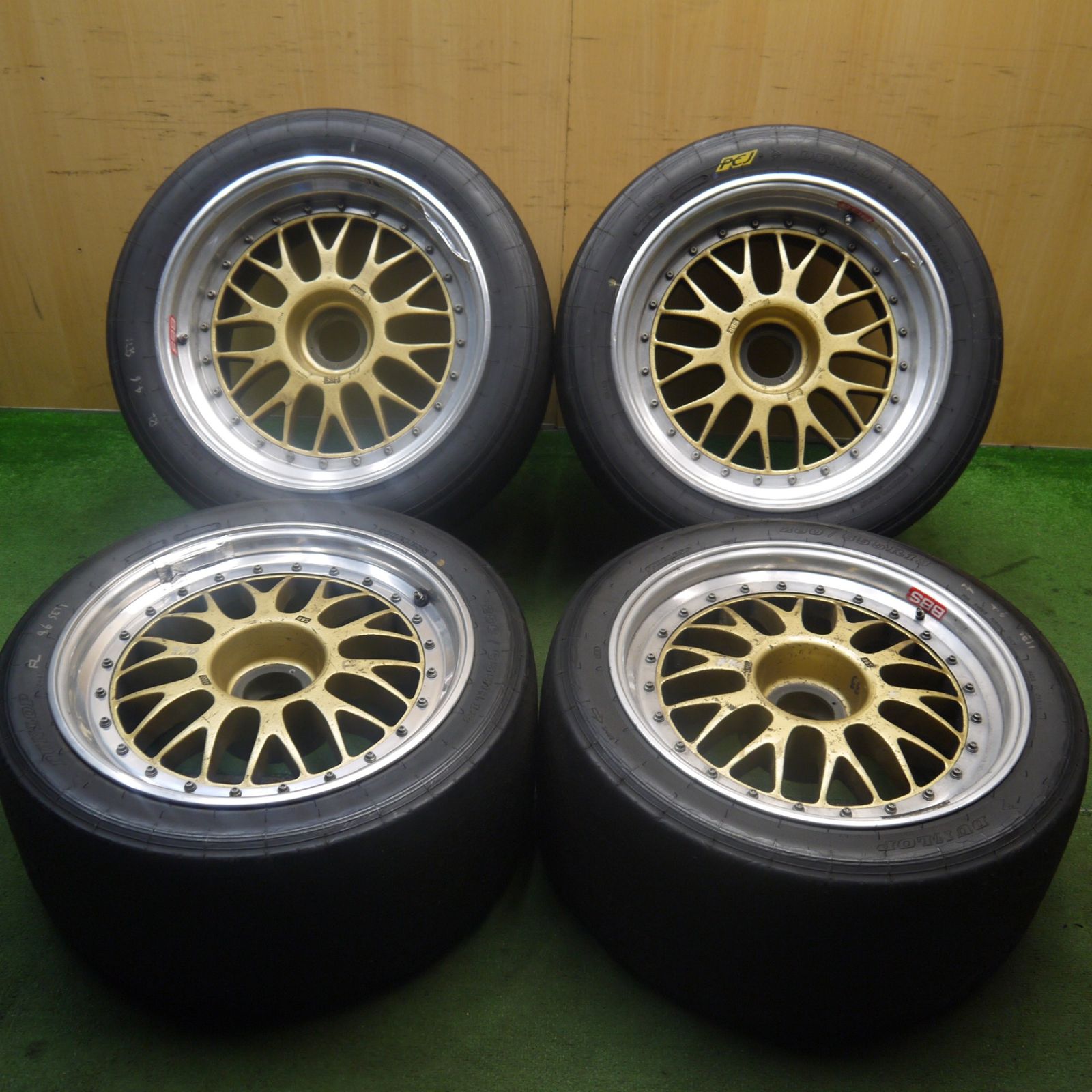 4本価格 ポルシェ 996 等 BBS RD 90125 4700 センター ロック 280 655R18 330 680R18 ダンロップ PCJ 18インチ レース 競技 等 5090303Hノ