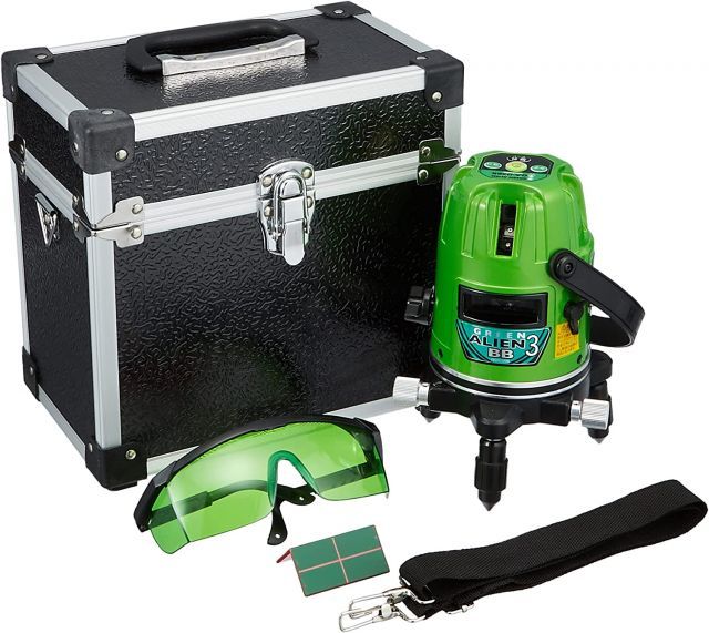 山真製鋸 YAMASHIN グリーンエイリアンレーザー墨出し器 GA-03BB 1垂直 1水平ライン照射タイプ ケース付き