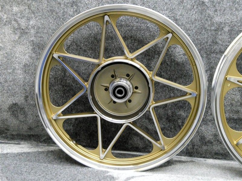 ＪＷＬ車検対応 ＸＪ４００ キャストホイール ゴールドセブン 金 ナインキャスト 前19後18インチ XJ400D XJ400E XJ550 BRIGHTFACE_UK