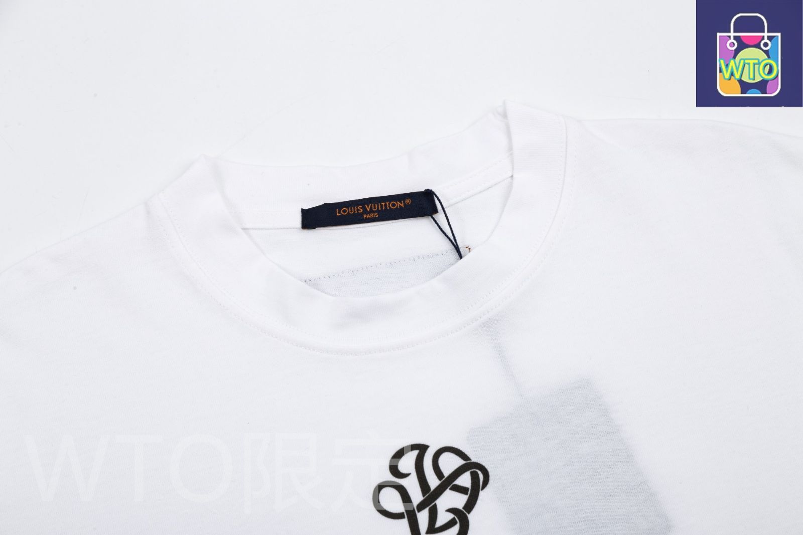 ルイヴィトン　スタープリント　Tシャツ　M LOUIS VUITTON(ルイヴィトン) LVコンサートプリントTシャツ