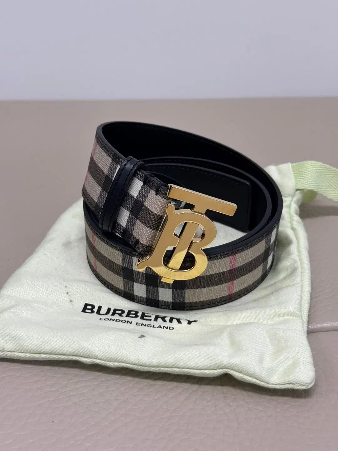 S BURBERRY バーバリー