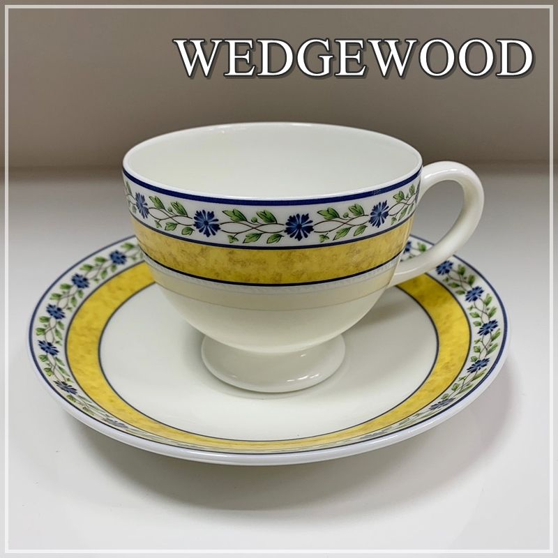 【32239】WEDGWOOD ウェッジウッド ボーンチャイナ カップ＆ソーサー 2客セット 美品 4386WEDGWOOD ウェッジウッド Bone China ボーンチャイナ カップ