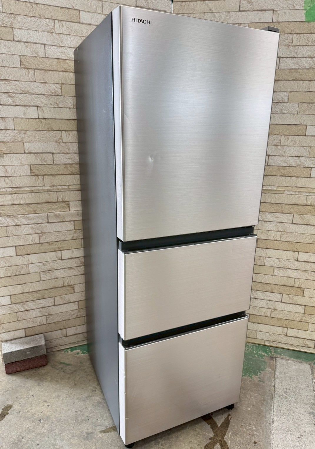 大阪送料無料★3か月保障付き★冷蔵庫★3ドア★R-27RV★R-467 大阪送料無料☆3か月保障付き☆冷蔵庫☆3ドア☆R-