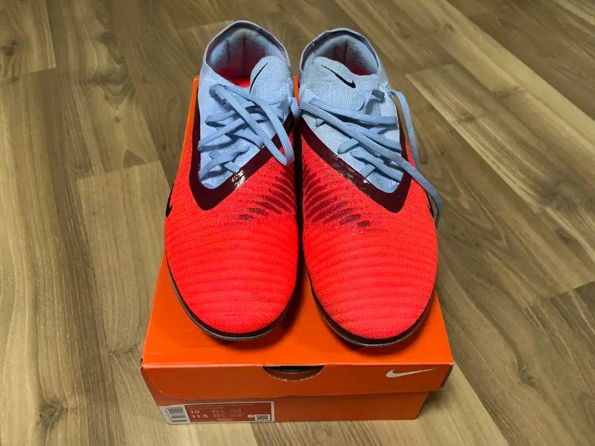 ナイキ FANTOM 6 エリート AG 280 サッカーシューズ