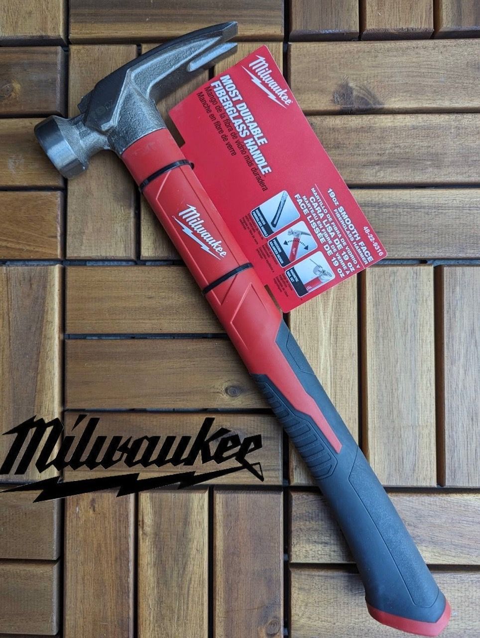 新入荷!! 日本未発売 Milwaukee 48-22-9316 19オンス スムースフェイスポリ|グラスファイバーハンドルハンマー