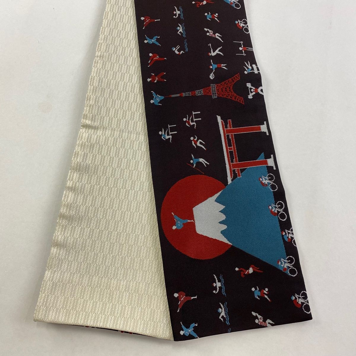 半幅帯 優品 スポーツをする人 富士山 茶紫 化繊