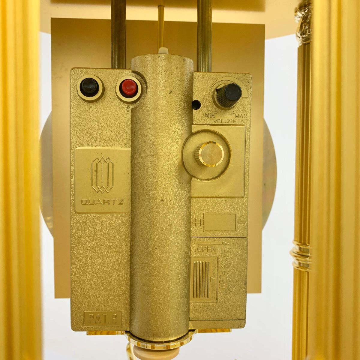 MASTER QUARTZ マスタークォーツ 置時計 ゴールドカラー ドーム