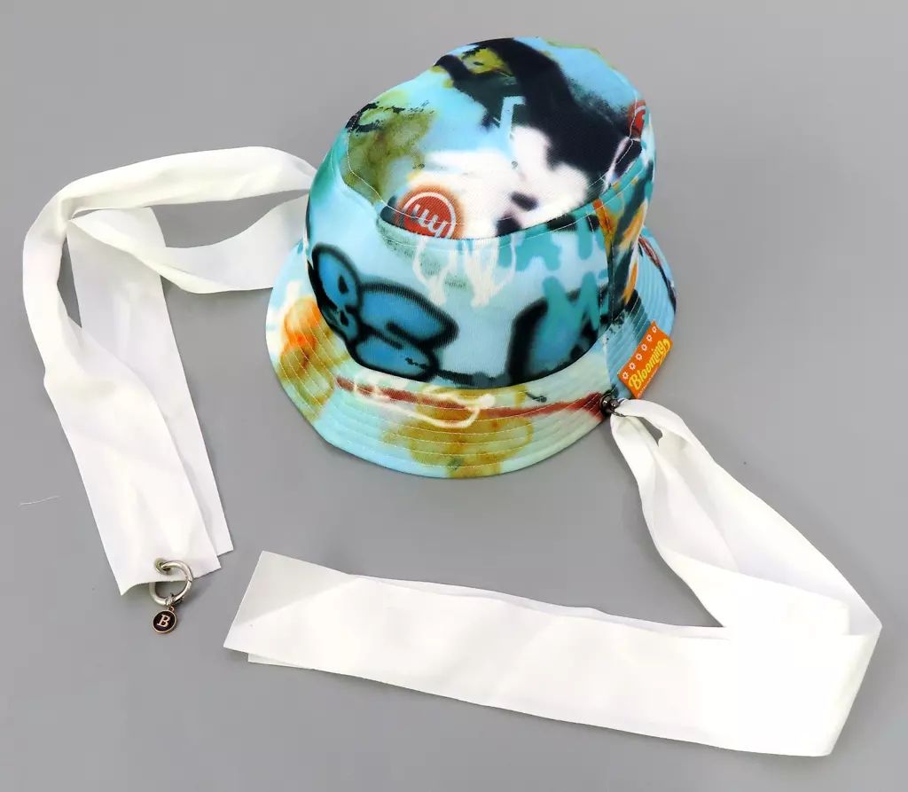 【】衣類 BODYSONG. COLLABORATION REVERSIBLE MIKU GRAFFITI HAT 「初音ミク JAPAN LIVE TOUR 2025 ～BLOOMING～」