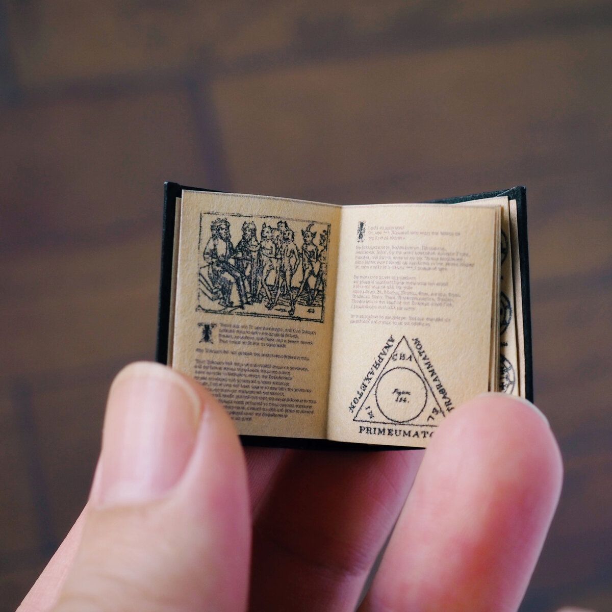 豆本 [ 魔導書 ソロモン王の鍵 ] セット - メルカリ