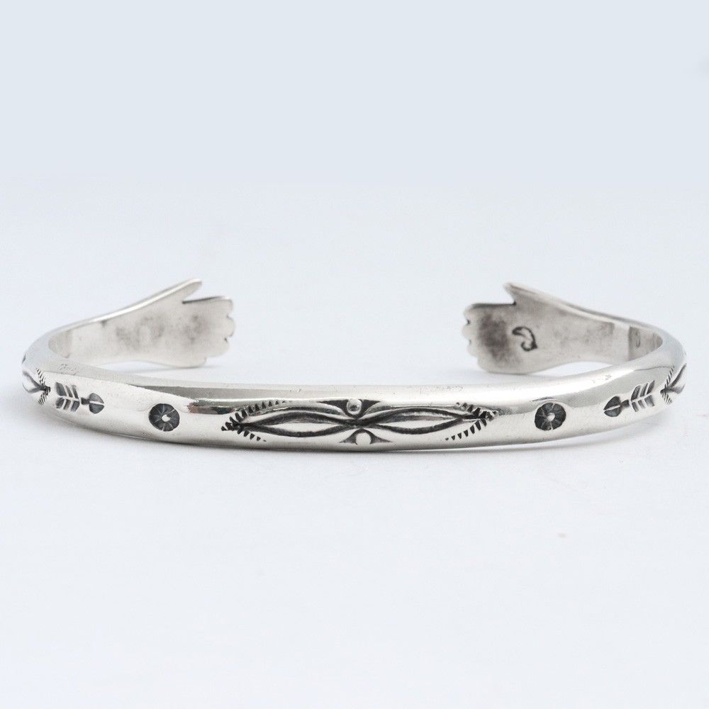 LARRY SMITH LOVE HANDS BRACELET シルバー - メルカリ