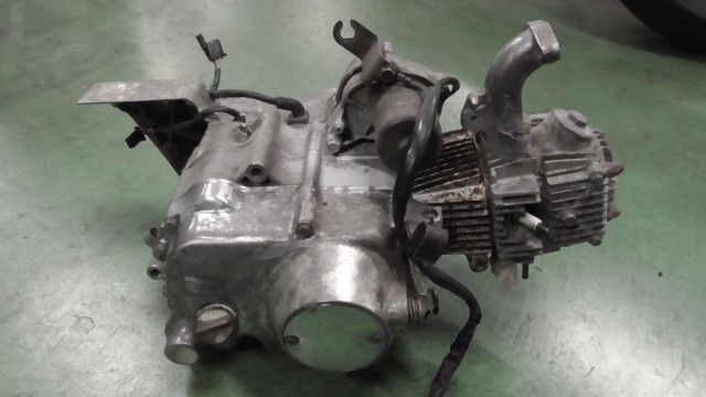 ★SR400★ビッグフィンシリンダーヘッド★ラウンドタイプ★ワンオフ製作★ ☆SR400☆ビッグフィンシリンダーヘッド☆ラウンドタイプ