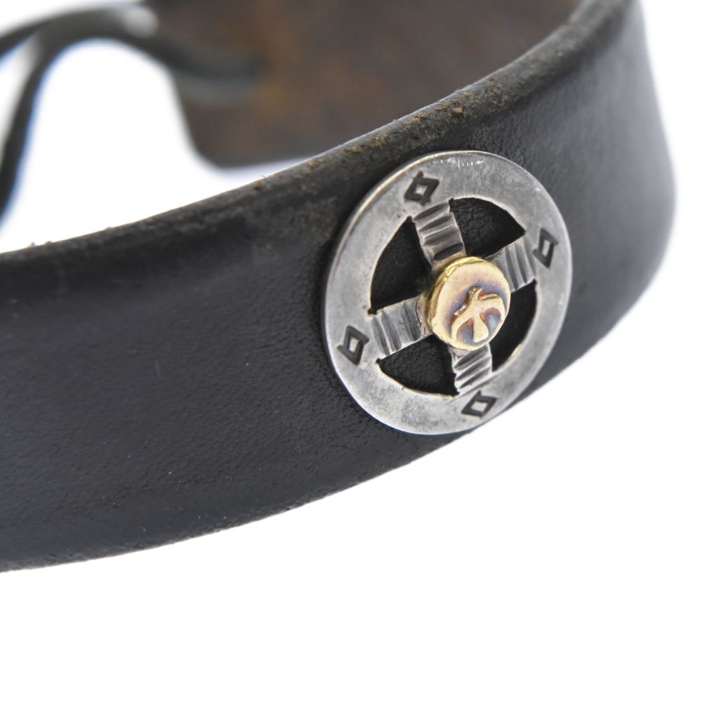 goro's (ゴローズ) メタル付きホイールレザーブレス - メルカリ