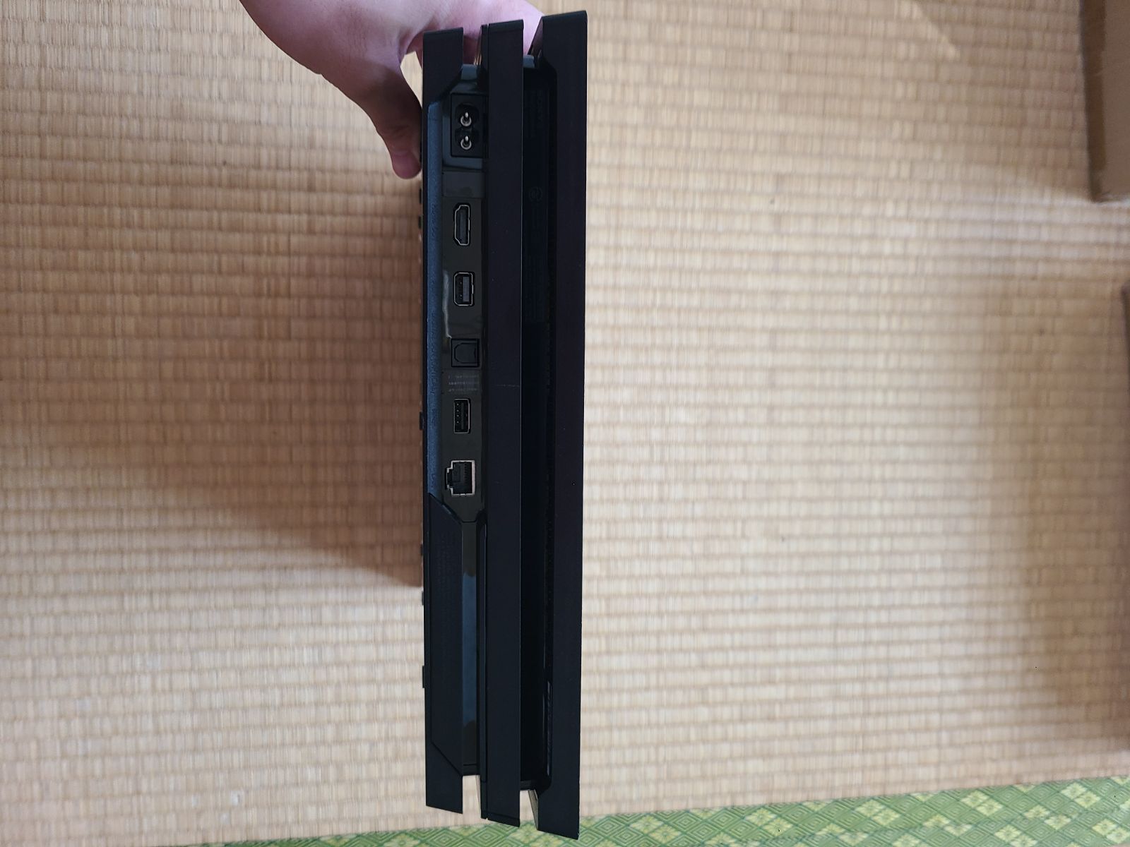 PlayStation4 Pro CUH-7200C 本体のみ PS4 WWW_NOITHATQUANGTHANH_NET