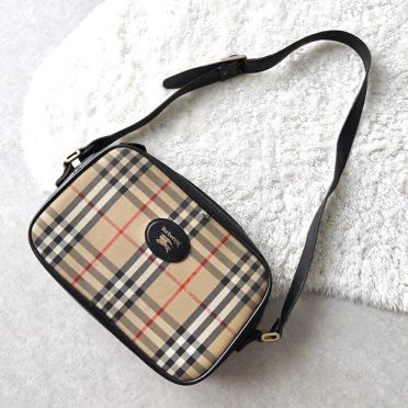 BURBERRY バーバリー ショルダーバッグ レザー - メルカリ