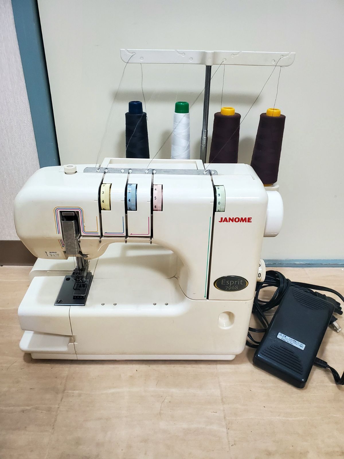JANOME ミシン Esprit796S型3本針4本糸カバーステッチミシン - メルカリ