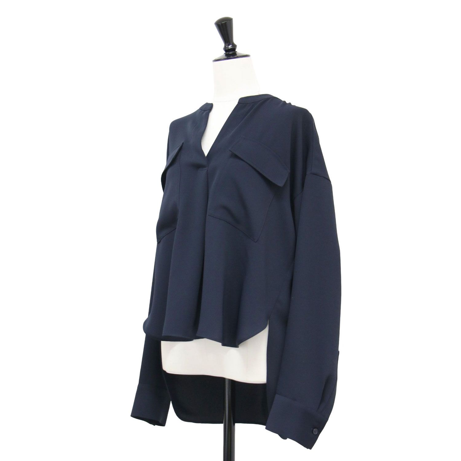 ドレープシャツ